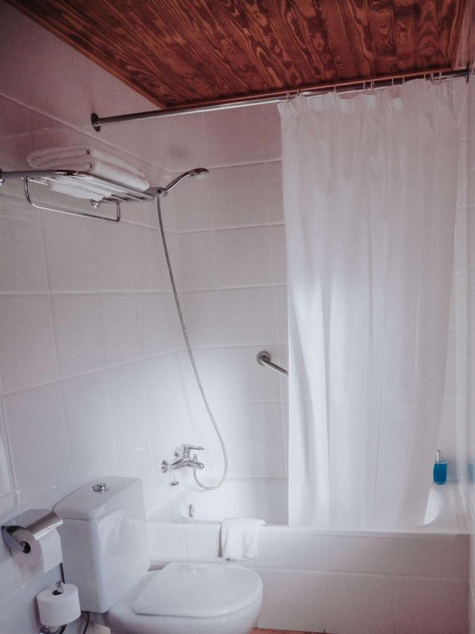 Hostal Les Fonts Castellar De N'Hug Eksteriør billede